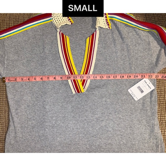 🏷 🆕 Free People Gray Crotchet Collar Sweater Top - Picture 7 of 16